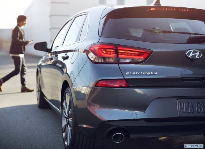 2018 Hyundai Elantra GT - фотография 65 из 75 2018 Hyundai Elantra GT - фотография 65 из 75