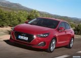 hyundai_2018_i30_fastback_008.jpg