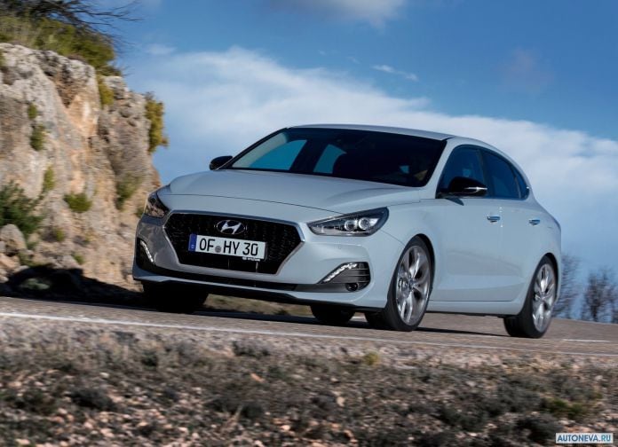 2018 Hyundai i30 Fastback - фотография 11 из 176 2018 Hyundai i30 Fastback - фотография 11 из 176