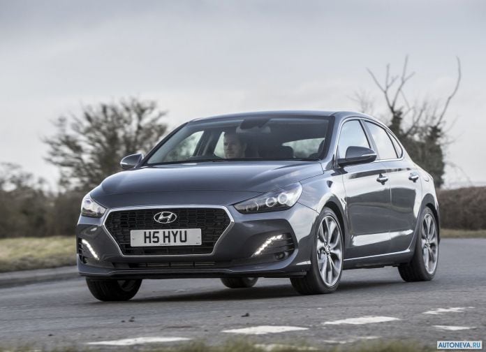 2018 Hyundai i30 Fastback - фотография 19 из 176 2018 Hyundai i30 Fastback - фотография 19 из 176