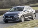 hyundai_2018_i30_fastback_026.jpg