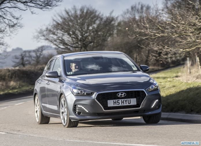 2018 Hyundai i30 Fastback - фотография 34 из 176 2018 Hyundai i30 Fastback - фотография 34 из 176