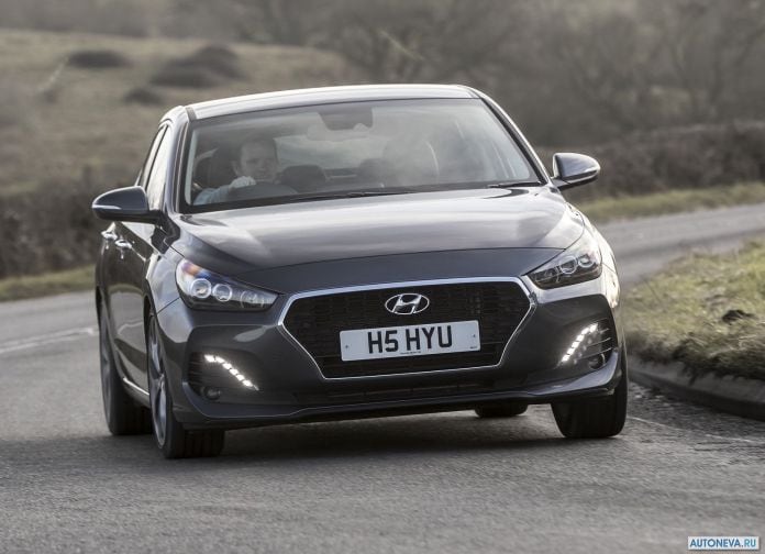 2018 Hyundai i30 Fastback - фотография 42 из 176 2018 Hyundai i30 Fastback - фотография 42 из 176