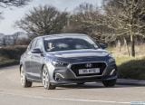 hyundai_2018_i30_fastback_055.jpg