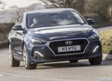 hyundai_2018_i30_fastback_058.jpg