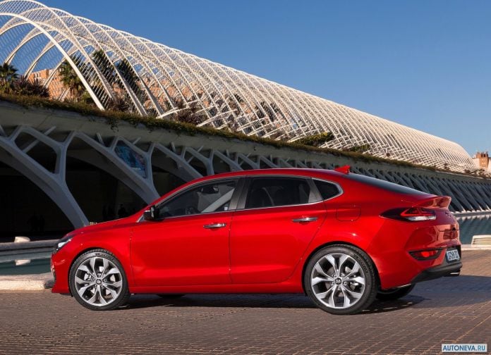 2018 Hyundai i30 Fastback - фотография 74 из 176 2018 Hyundai i30 Fastback - фотография 74 из 176