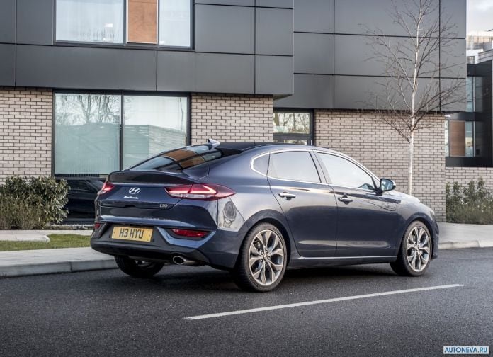 2018 Hyundai i30 Fastback - фотография 77 из 176 2018 Hyundai i30 Fastback - фотография 77 из 176