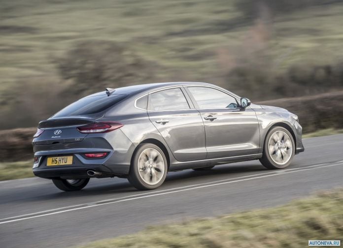 2018 Hyundai i30 Fastback - фотография 80 из 176 2018 Hyundai i30 Fastback - фотография 80 из 176
