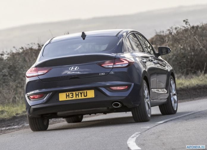 2018 Hyundai i30 Fastback - фотография 81 из 176 2018 Hyundai i30 Fastback - фотография 81 из 176