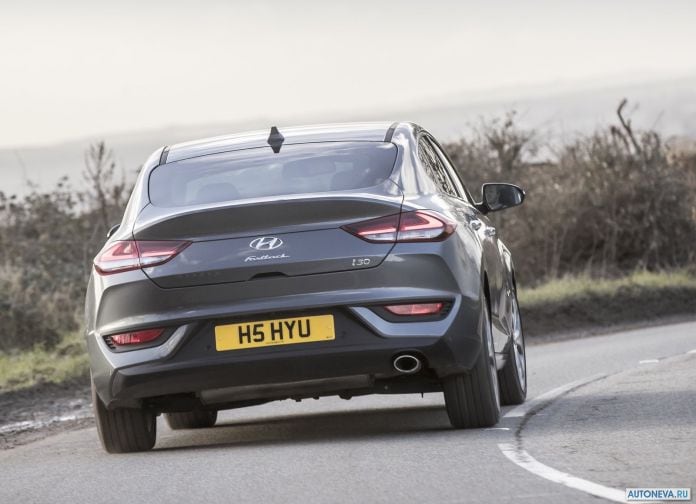 2018 Hyundai i30 Fastback - фотография 88 из 176 2018 Hyundai i30 Fastback - фотография 88 из 176