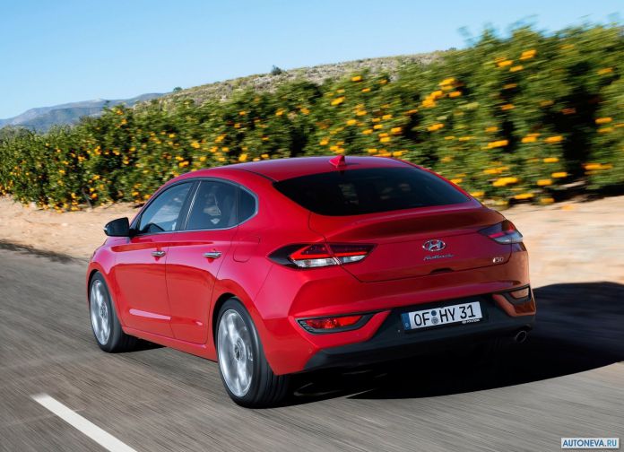 2018 Hyundai i30 Fastback - фотография 95 из 176 2018 Hyundai i30 Fastback - фотография 95 из 176