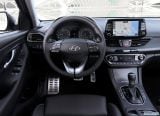 hyundai_2018_i30_fastback_121.jpg