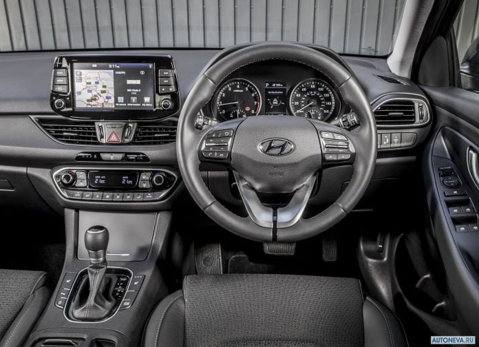 2018 Hyundai i30 Fastback - фотография 123 из 176