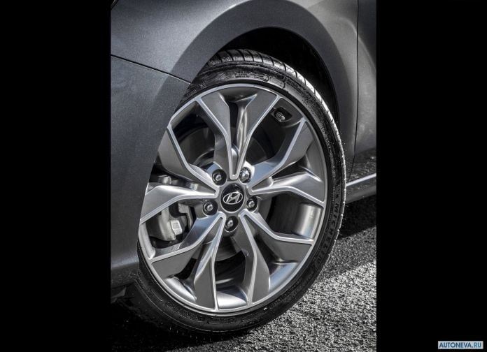 2018 Hyundai i30 Fastback - фотография 175 из 176 2018 Hyundai i30 Fastback - фотография 175 из 176