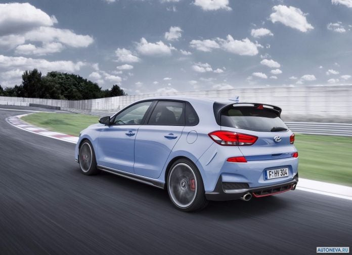 2018 Hyundai i30 N - фотография 11 из 30