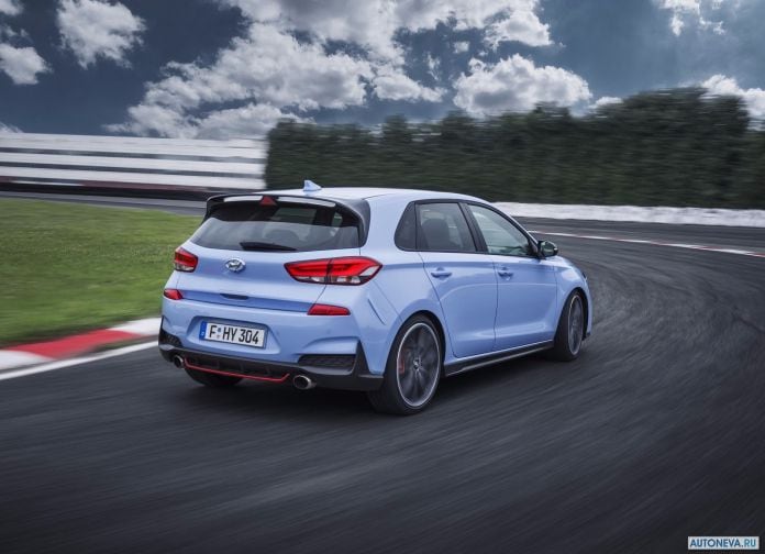 2018 Hyundai i30 N - фотография 13 из 30