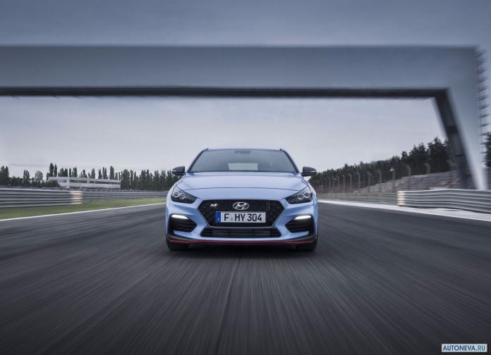 2018 Hyundai i30 N - фотография 15 из 30