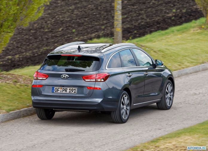 2018 Hyundai i30 Tourer - фотография 13 из 27 2018 Hyundai i30 Tourer - фотография 13 из 27
