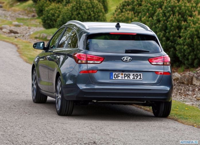 2018 Hyundai i30 Tourer - фотография 15 из 27 2018 Hyundai i30 Tourer - фотография 15 из 27