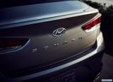 hyundai_2018_sonata_128.jpg