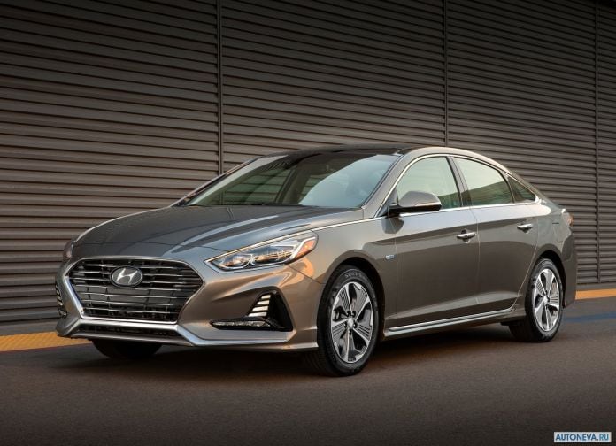 2018 Hyundai Sonata Hybrid - фотография 2 из 22