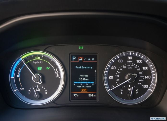 2018 Hyundai Sonata Hybrid - фотография 12 из 22