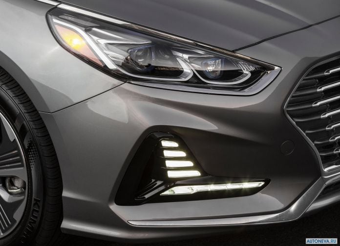 2018 Hyundai Sonata Hybrid - фотография 18 из 22 2018 Hyundai Sonata Hybrid - фотография 18 из 22