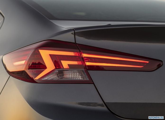 2019 Hyundai Elantra - фотография 39 из 46 2019 Hyundai Elantra - фотография 39 из 46