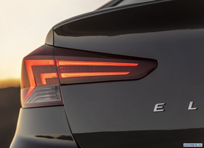 2019 Hyundai Elantra - фотография 40 из 46 2019 Hyundai Elantra - фотография 40 из 46