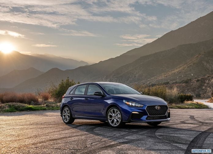 2019 Hyundai Elantra GT N-line - фотография 2 из 28 2019 Hyundai Elantra GT N-line - фотография 2 из 28