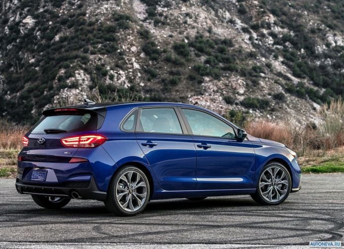 2019 Hyundai Elantra GT N-line - фотография 7 из 28 2019 Hyundai Elantra GT N-line - фотография 7 из 28