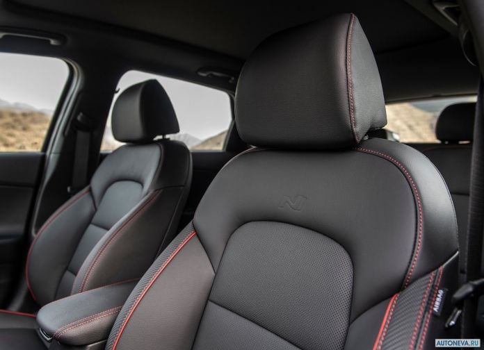 2019 Hyundai Elantra GT N-line - фотография 12 из 28 2019 Hyundai Elantra GT N-line - фотография 12 из 28