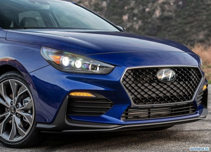 2019 Hyundai Elantra GT N-line - фотография 20 из 28 2019 Hyundai Elantra GT N-line - фотография 20 из 28