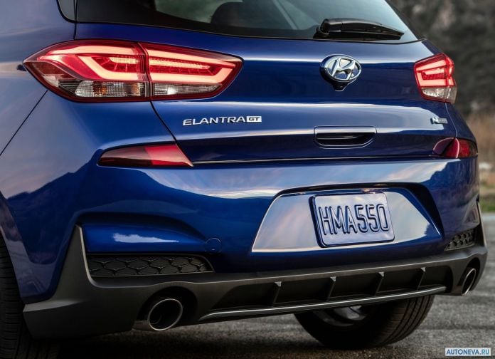 2019 Hyundai Elantra GT N-line - фотография 22 из 28 2019 Hyundai Elantra GT N-line - фотография 22 из 28