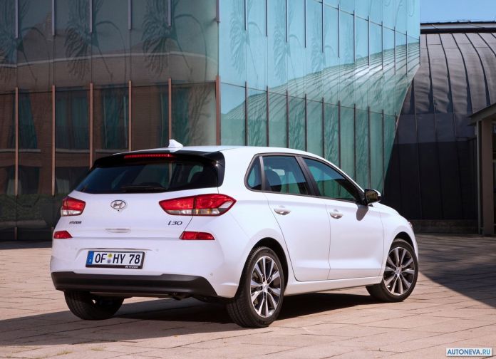 2019 Hyundai i30 - фотография 13 из 17 2019 Hyundai i30 - фотография 13 из 17