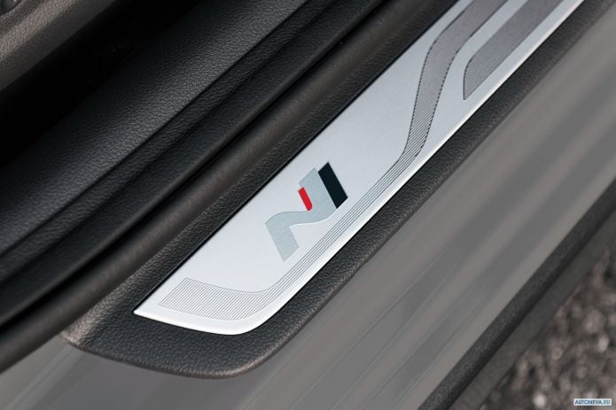 2019 Hyundai i30 Fastback N - фотография 34 из 40 2019 Hyundai i30 Fastback N - фотография 34 из 40