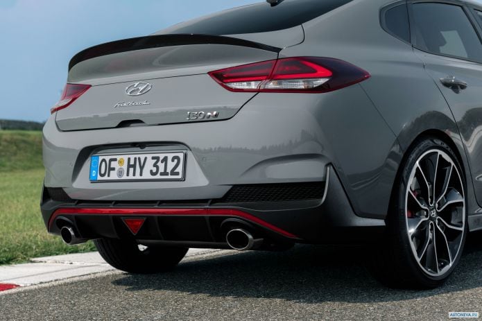 2019 Hyundai i30 Fastback N - фотография 38 из 40 2019 Hyundai i30 Fastback N - фотография 38 из 40
