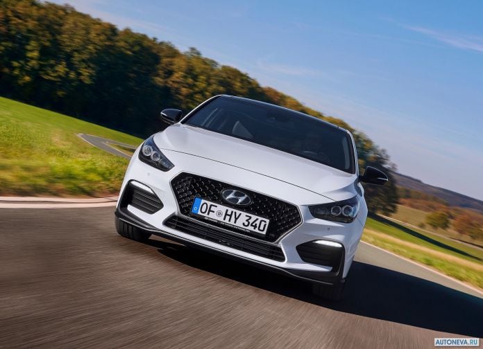 2019 Hyundai i30 Fastback N Line - фотография 14 из 22 2019 Hyundai i30 Fastback N Line - фотография 14 из 22