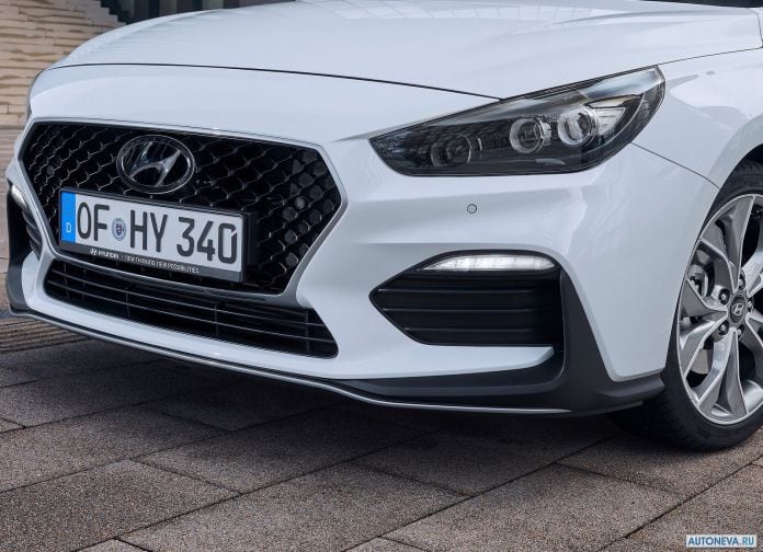 2019 Hyundai i30 Fastback N Line - фотография 19 из 22 2019 Hyundai i30 Fastback N Line - фотография 19 из 22