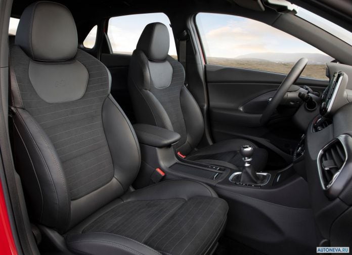 2019 Hyundai i30 N Line - фотография 20 из 30 2019 Hyundai i30 N Line - фотография 20 из 30