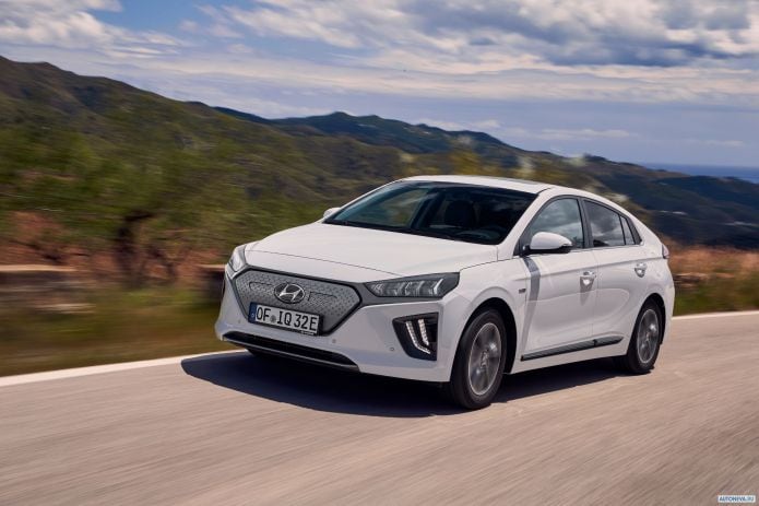 2020 Hyundai Ioniq Electric - фотография 7 из 29