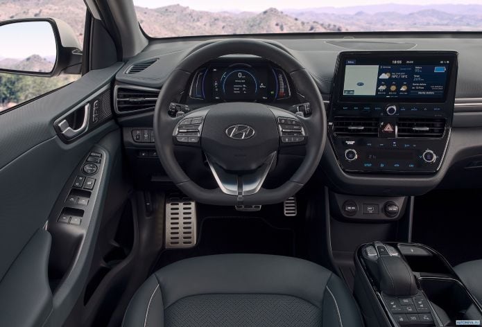 2020 Hyundai Ioniq Electric - фотография 21 из 29 2020 Hyundai Ioniq Electric - фотография 21 из 29
