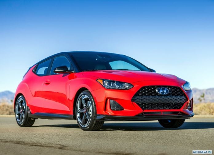2019 Hyundai Veloster - фотография 2 из 76