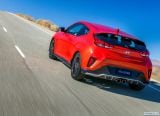 hyundai_2019_veloster_015.jpg