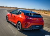 hyundai_2019_veloster_016.jpg