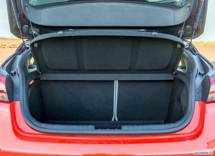 2019 Hyundai Veloster - фотография 42 из 76 2019 Hyundai Veloster - фотография 42 из 76