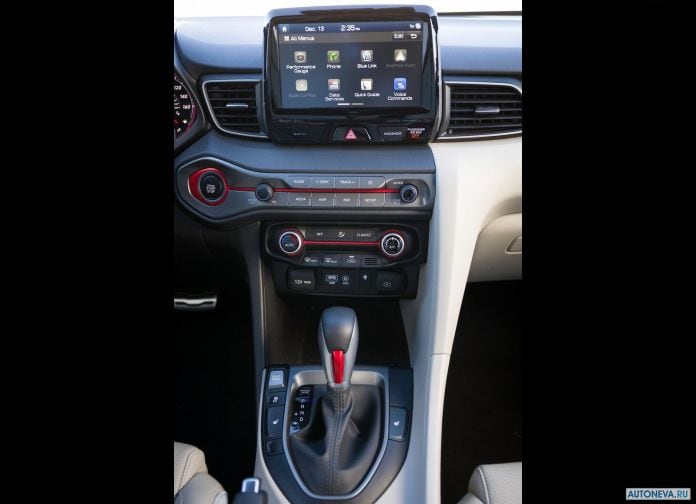 2019 Hyundai Veloster - фотография 70 из 76 2019 Hyundai Veloster - фотография 70 из 76
