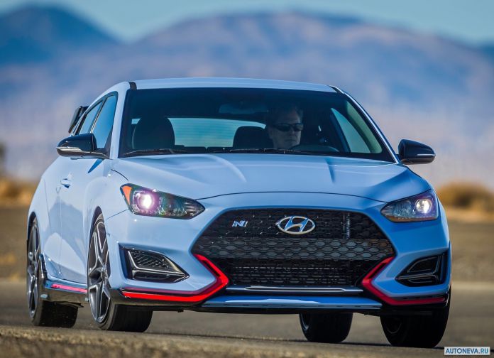 2019 Hyundai Veloster N - фотография 11 из 47