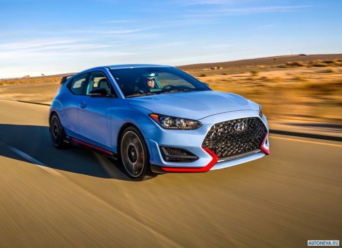 2019 Hyundai Veloster N - фотография 12 из 47