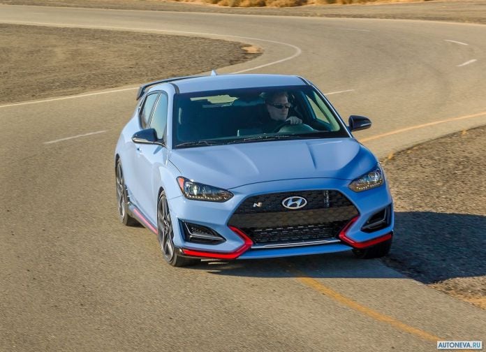 2019 Hyundai Veloster N - фотография 16 из 47